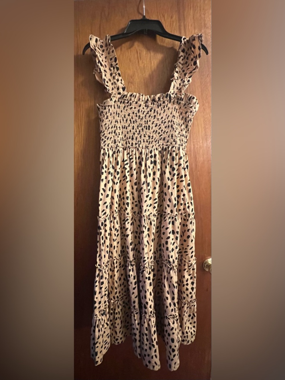 Crown & Ivy Leopard Print Smocked Midi Dress | Size Medium | Flowy Tiered Dress